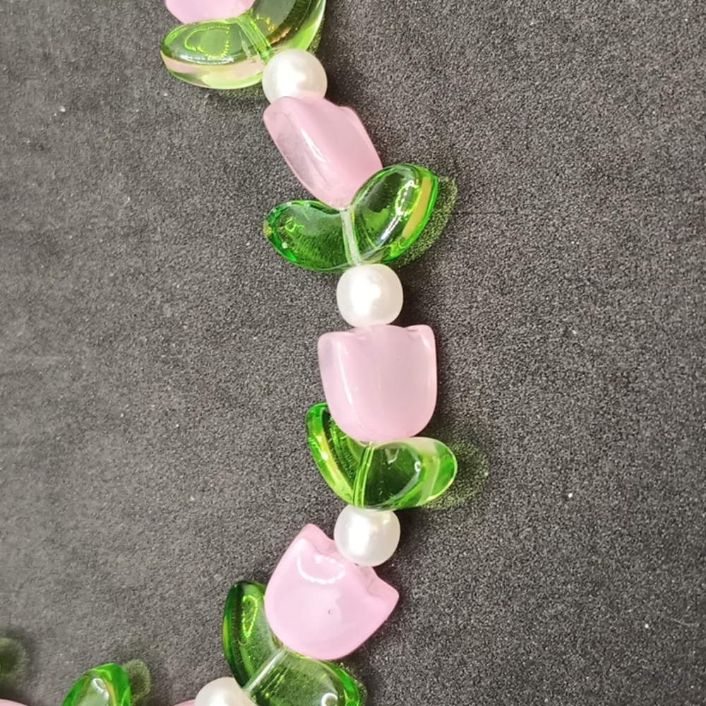 Hand Crafted Pink and Green Beaded Bracelet - Picture 2 of 2